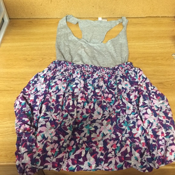 2 for the price of one very cute summer outfit :) - Picture 1 of 3