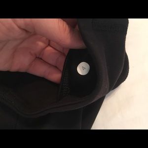 Lululemon Gather & Crow Size 4