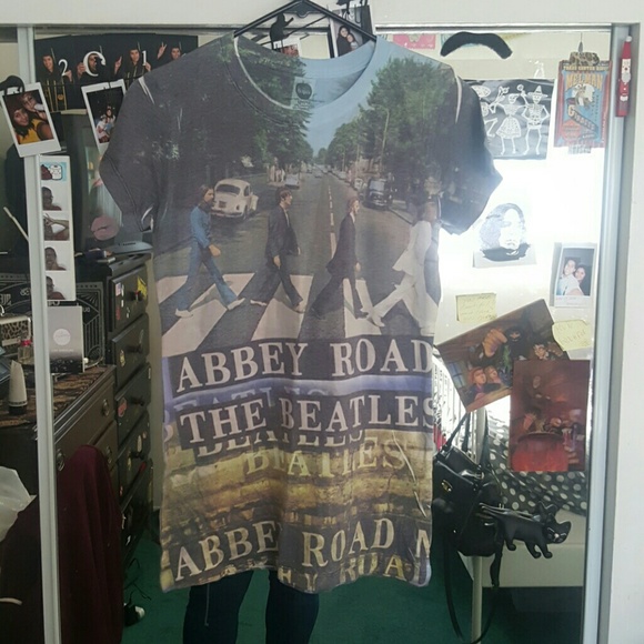 Abbey Road Beatles T-Shirt