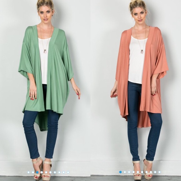 ⭐️SALE⭐️Short Sleeved Kimono in HERBEL OR MARSALA - Picture 2 of 2