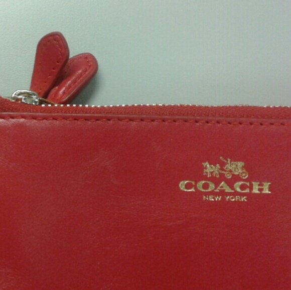 Red Coach Double Corner Zip wristlet - Picture 3 of 3