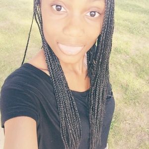 Meet your Posher, Sophonie