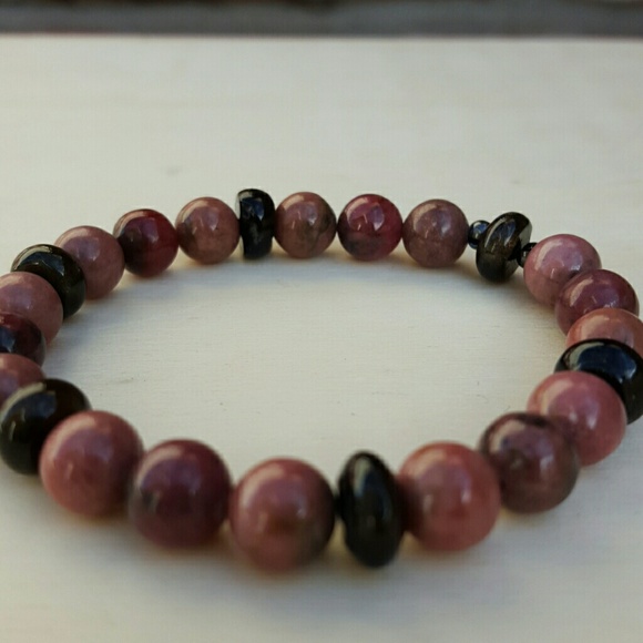 Semi-precious stone 6"  bracelet