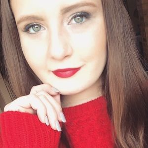 Meet your Posher, Courtney