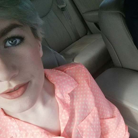 Meet your Posher, Alex - Picture 1 of 1