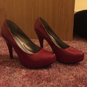 Red Pumps