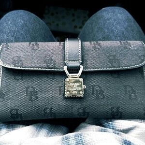 Authentic dooney and Burke black wallet