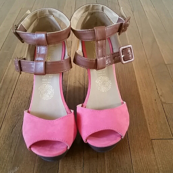 Multicolor wedges very comfy and cute - Picture 2 of 4