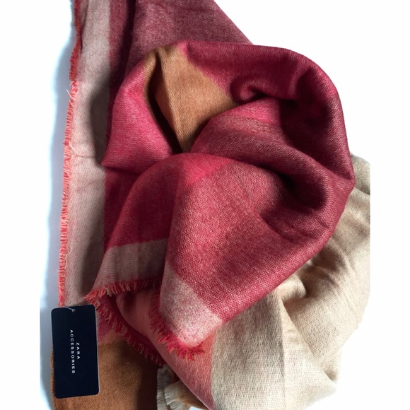🆕 Get warm and cozy |  Zara Scarf | Blanket