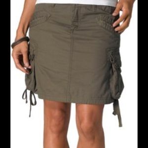 Gently Used PrAna Ellia Cargo Skirt—size 4 Ivy
