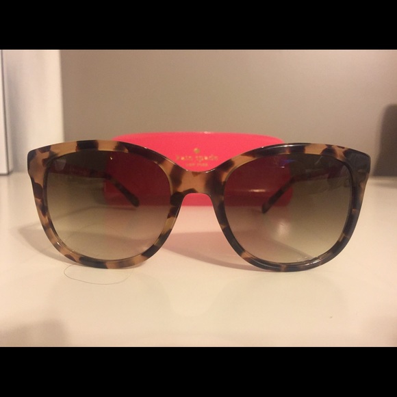 Kate Spade "Gayla" Sunglasses - Picture 2 of 3