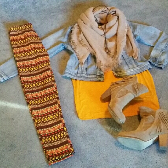 SOLD Fleece-lined leggings