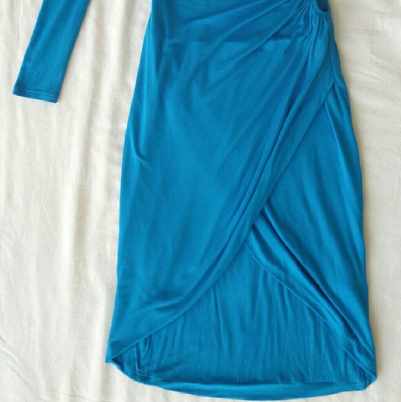 Bebe One shoulder long sleeved dress - Picture 4 of 4