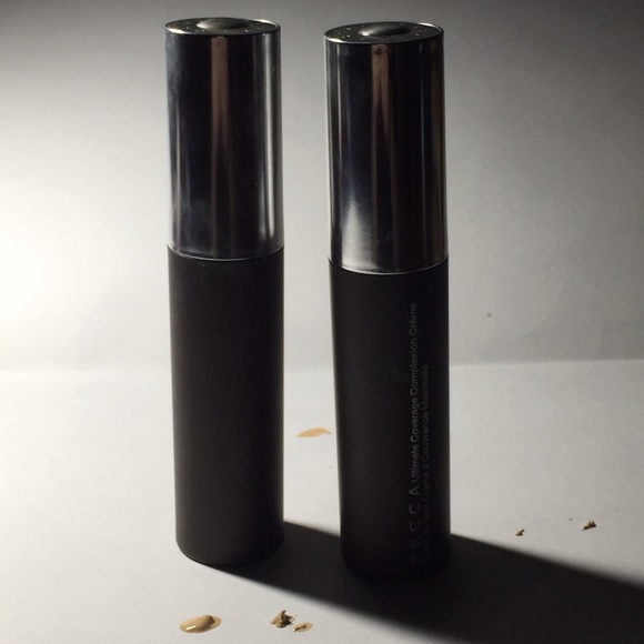 BECCA FOUNDATION BUNDLE SALE