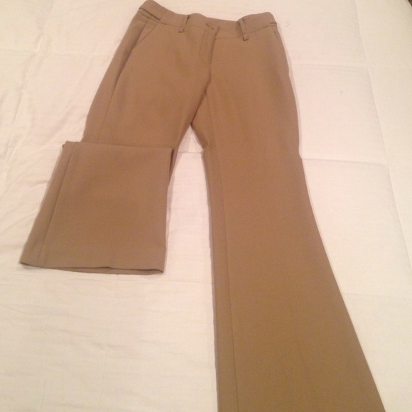 NWOT Loft khaki pants, size 4