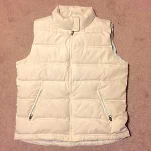 American Eagle Puffer Vest