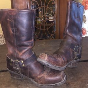 Ariat, Women's brown leather, dingo boots