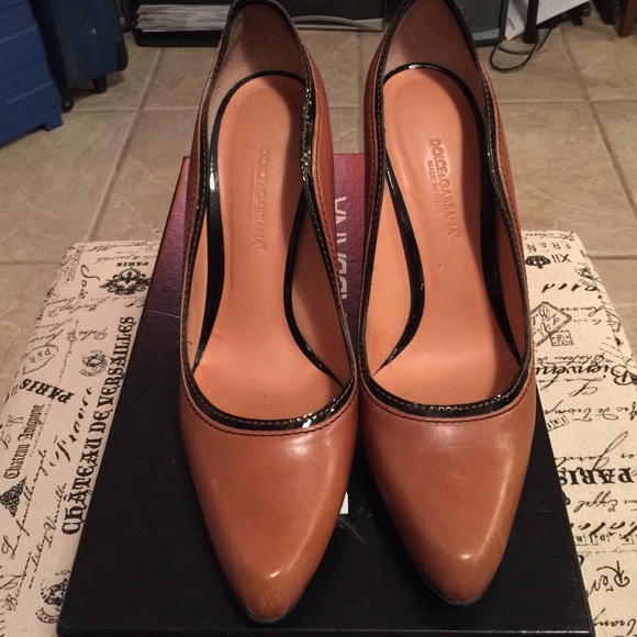 Dolce & Gabbana brown & black heels 10B