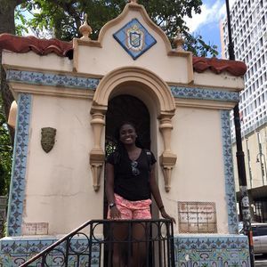 Meet your Posher, Deborah