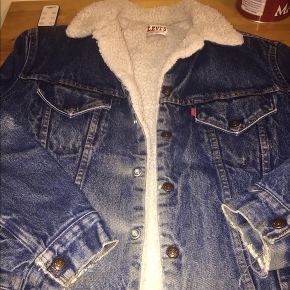 Levi's Jackets & Blazers - Vintage Levi's Sherpa line denim jacket