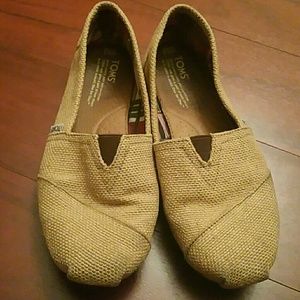 Toms size W9.5, burlap