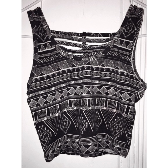 Tribal Print Crop top💟