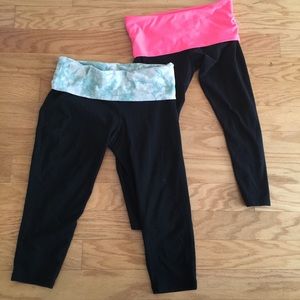 4 pairs of yoga pants