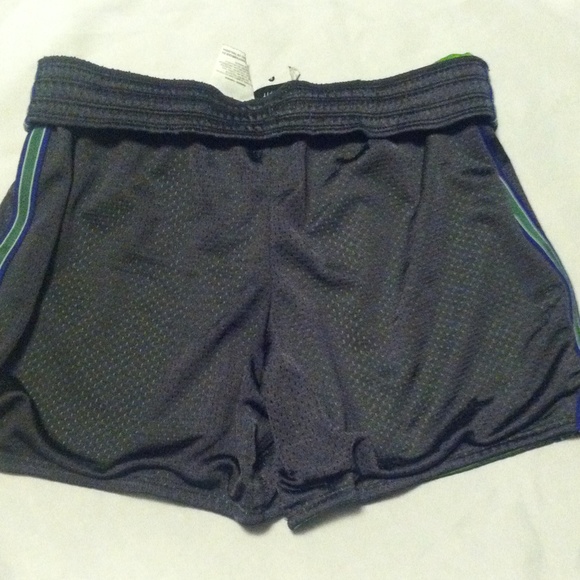 Dri -fit nike shorts. - Picture 3 of 4