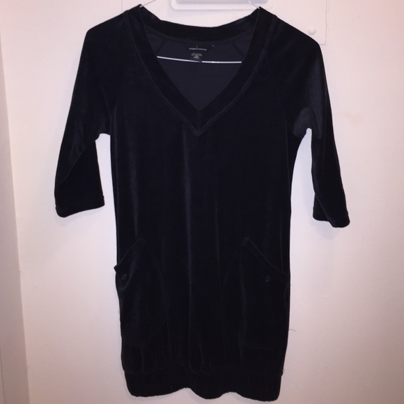 Black velvet tunic, apparel from Victoria’s Secret