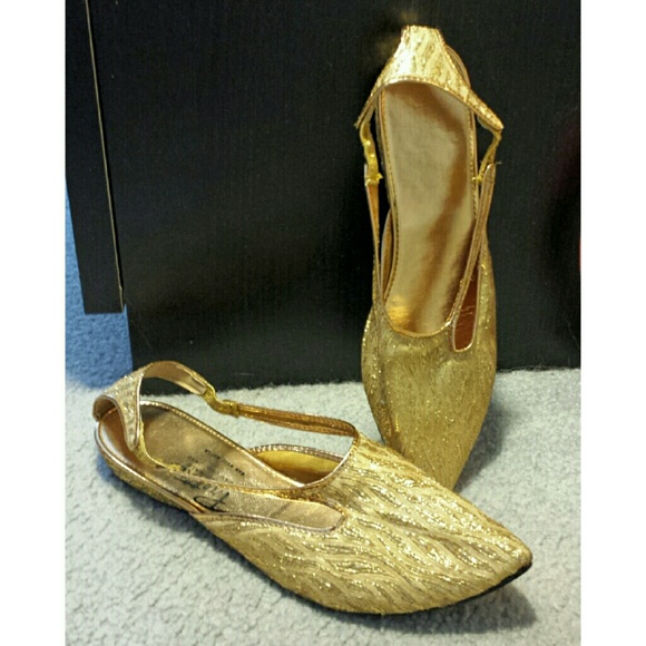 SALE! Unique Gold Flats