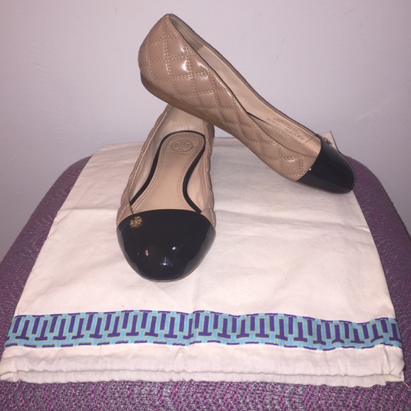 Unique, hard to find Tory Burch Flats!