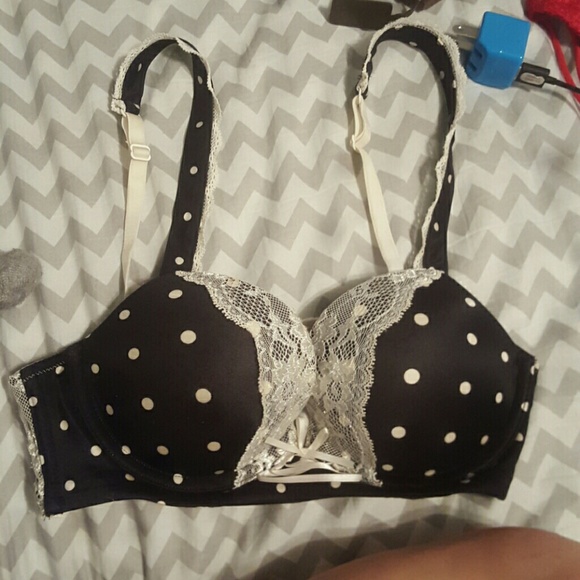 Vs bra