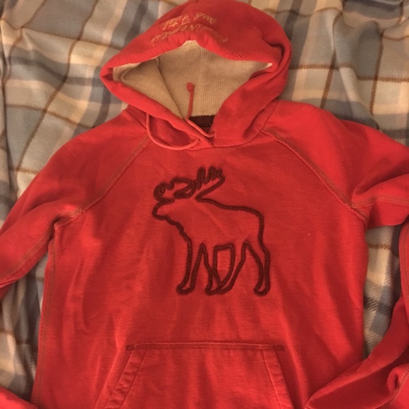 Abercrombie pull over hoodie in extra large.