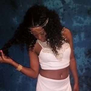 Meet your Posher, Shayla