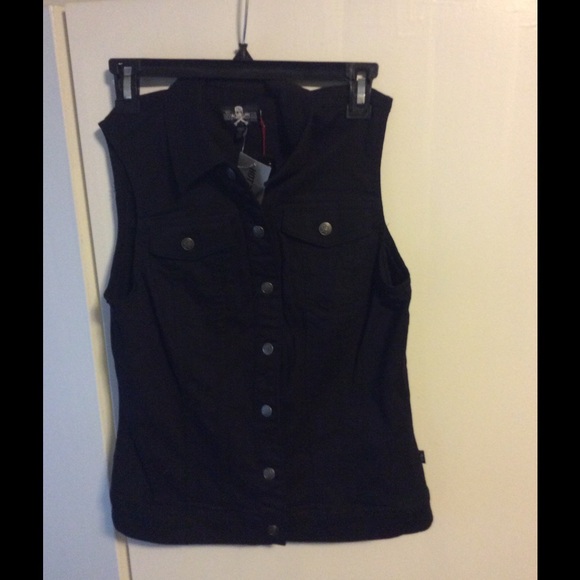 Black vest