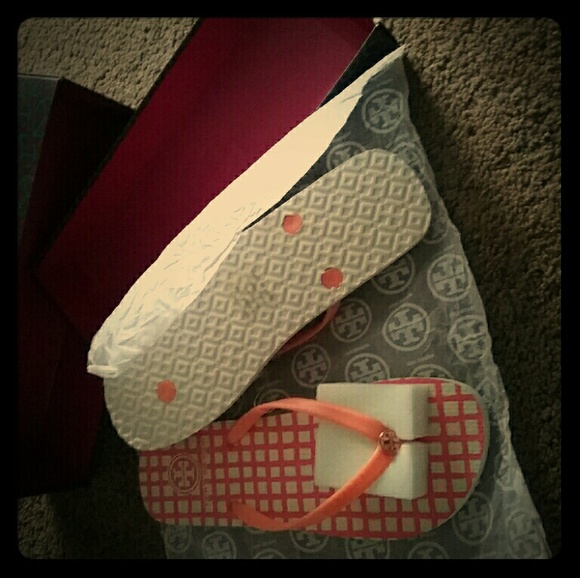 Tory Burch Flip flops