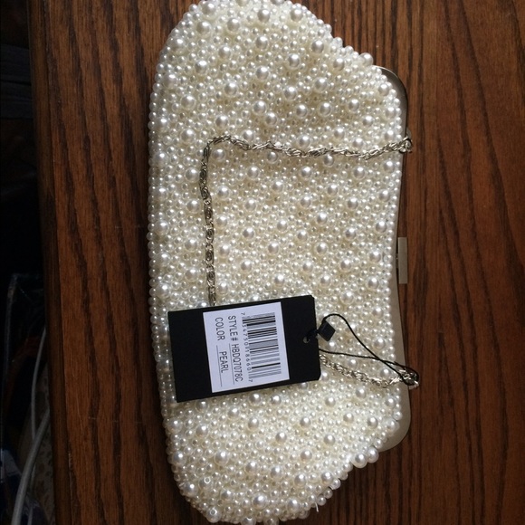FINAL PRICE Pearl clutch