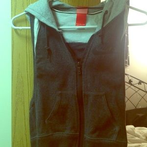Nike cut off hoodie