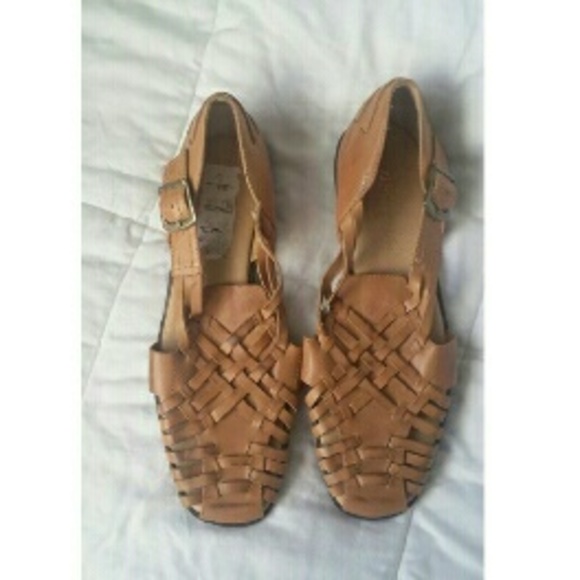 Vintage Shoes - Tan Modern Huarache