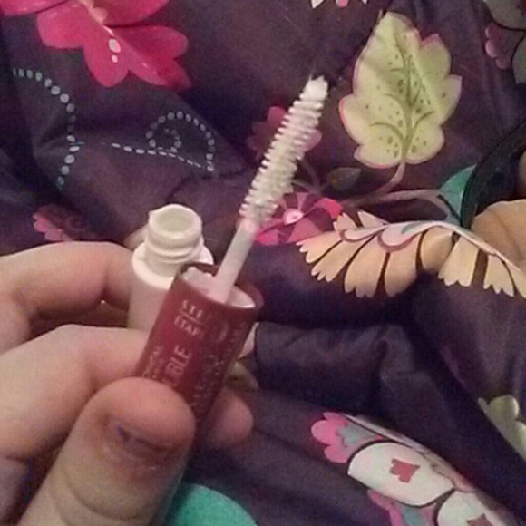 L'Or?al mascara - Picture 2 of 3