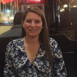 Meet your Posher, Angela