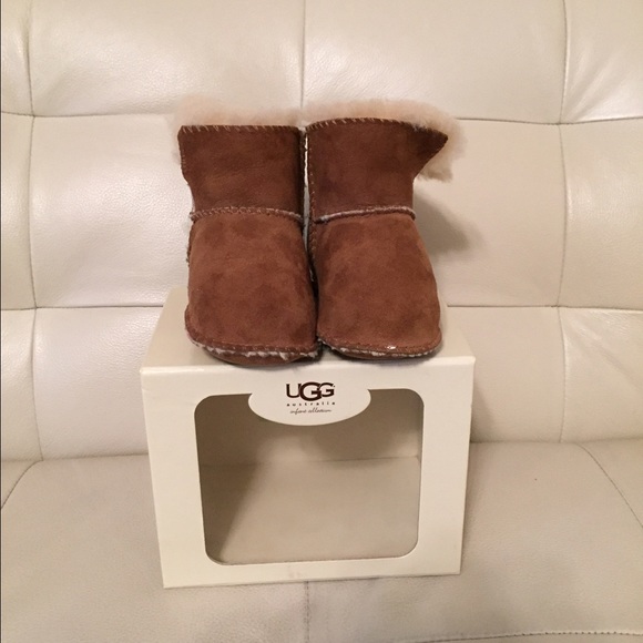 Ugg infants/ toddler boots