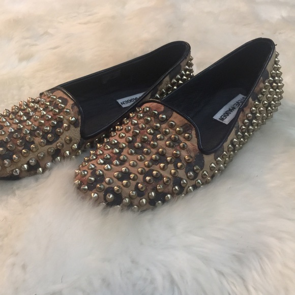 Steve Madden Study Leopard Suede Spike flats 7.5