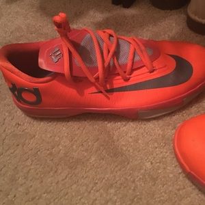 KD