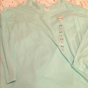 Brand new long sleeve tee