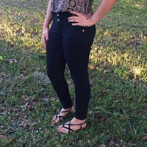 Black high waisted jeans