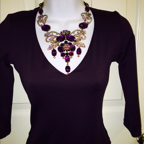 Small purple v neck long sleeve top w tie back - Picture 2 of 3