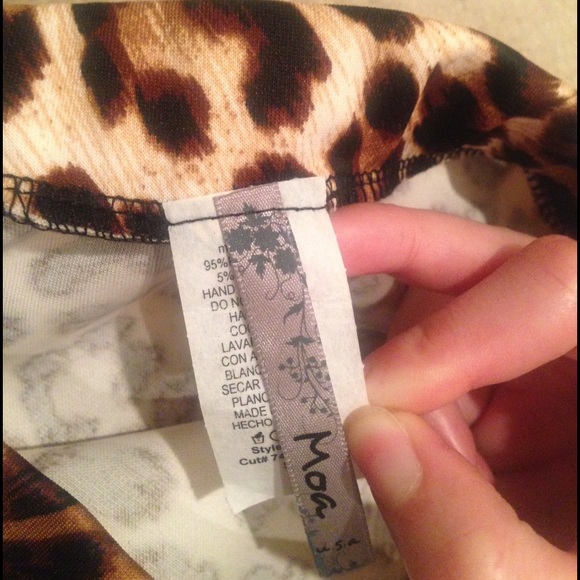 SOLD❌ NWOT Leopard Pencil Skirt Small Knee Length - Picture 4 of 4