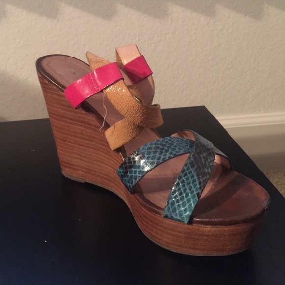 Aldo wedge sandals