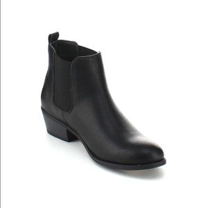 Chelsea Boots